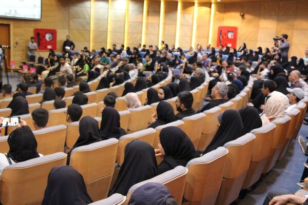 برگزاری همایش خانوادگی روز خبرنگار در تالار شهر مشهد