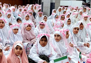 جشن تکلیف فرشته‌های حاج رحیم خالصی