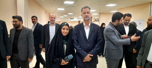 همایش تجلیل از مدرسه یاران استان قم