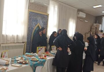 جشنواره غذا در دبیرستان بی‌بی سلطنت قفلی شیفت رجایی