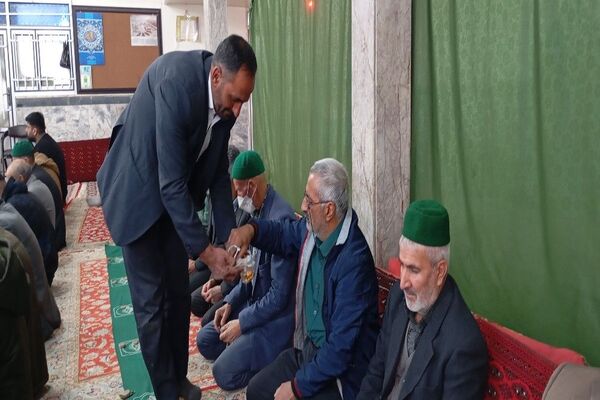 اقامه نماز جمعه در شهر بار نیشابور
