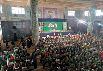 اربعین سرداران سرافراز فارسان با حضور سحر امامی
