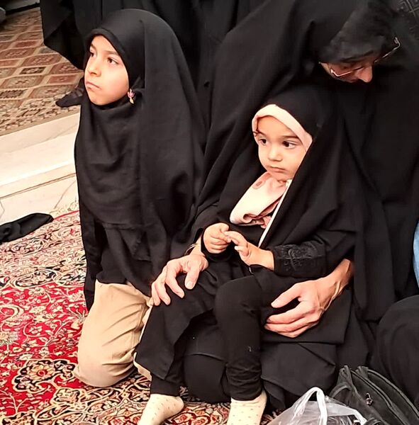 میزبانی دانش‌آموزان دختر شهرستان تفت از شهید گمنام