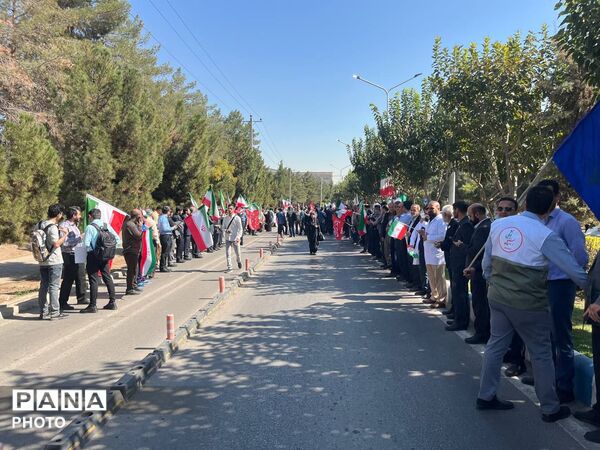 تجمع بزرگ اساتید جان فدای  دانشگاه های مشهد 