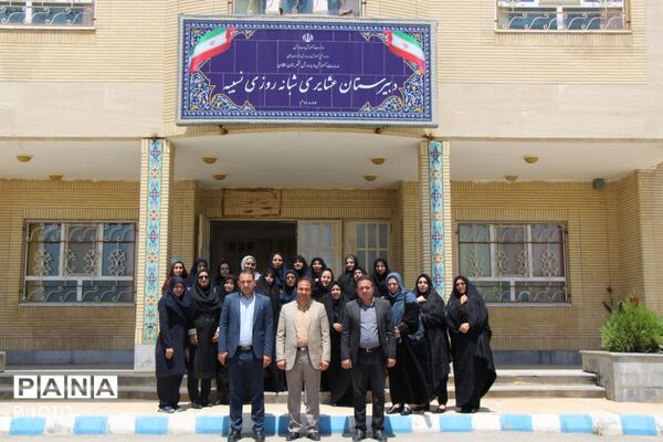 آیین «خاطره‌سازان» در دبیرستان نسیبه با حضور مدیر آموزش و پرورش سملقان