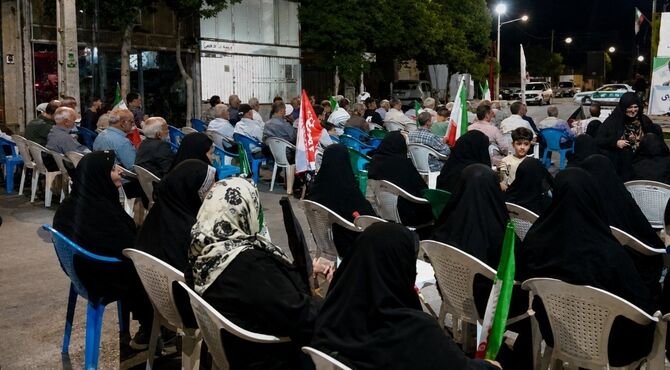 موج شادی و همدلی کمیجانی‌ها در شب ولادت ختم‌المرسلین (ص)