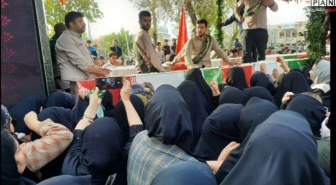 روایت خبرنگار پانا از حس و حال حاضرین در استقبال از شهدای گمنام