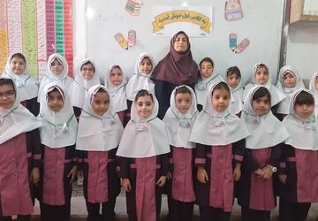 جشن شکوفه‌ها در مدرسه شهیدان هداوند2