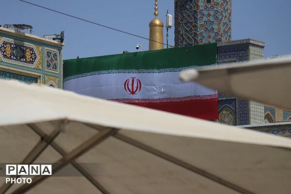 حال و هوای زائران حریم مطهر رضوی در تاسوعای حسینی