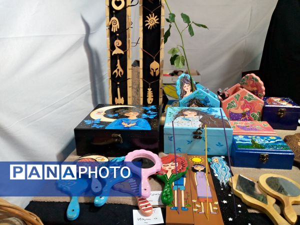 نمایشگاه محصولات اقتصادی در شهرستان