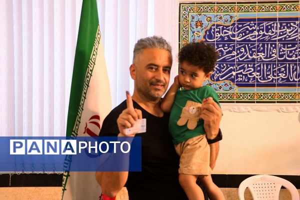 حضور پرشور مردم گلستان پای صندوق‌های رأی