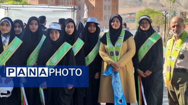 ششمین اجلاس سراسری نماز دانش‌آموزان در سمنان