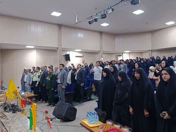 یادواره شهدای فرهنگی و دانش‌آموز شهرستان حاجی آباد