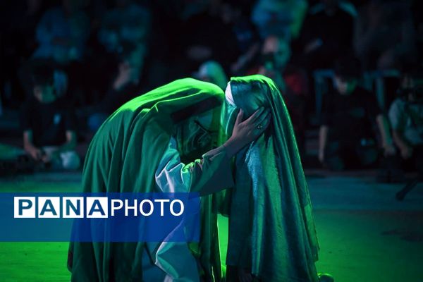 نمایش کاروان عاشقی در کرج 