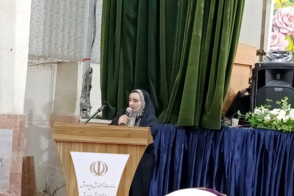 برگزاری مراسم شب فرهنگی و هنری در فاروج