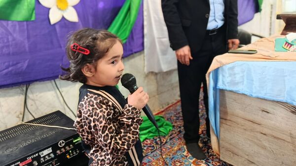 اجتماع امام زمانی‌ها در حسینیه‌ دهکهنه منطقه میانکوه 