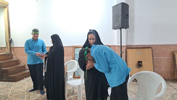 جشنِ تکلیفِ «به وقتِ میهن خدایی» دانش آموزان اشکذری همراه دستبوسی مادر