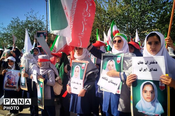 رزمایش دختران جان فدای لردگان 