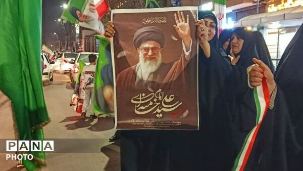 اجتماع چهلمین روز شهادت رهبر شهید انقلاب اسلامی 