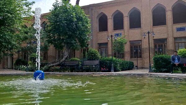 دارالفنون، مدرسه‌ای به وسعت ایران