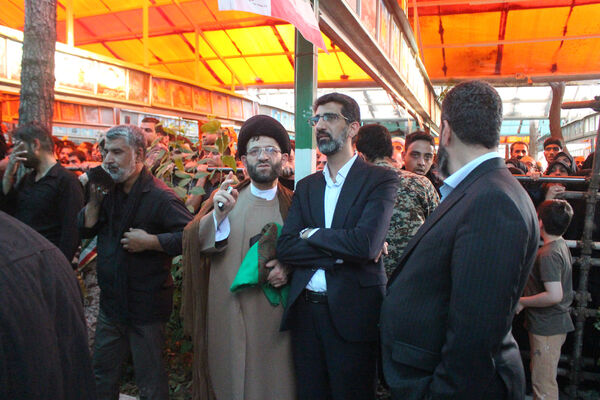 خاکسپاری نوجوان شهید «محمدحسین خاکی» در گلزار شهدای قم