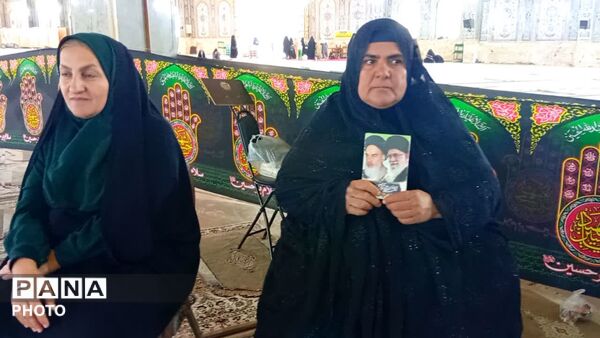 اجتماع بزرگ دختران جان فدای ایران وزنجیره دختران شقایق های دنا 