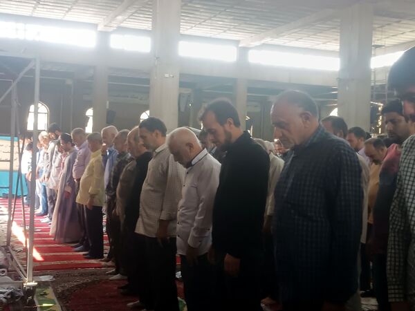 نماز جمعه با حضور پرشور مردم ولایتمدار نیشابور 