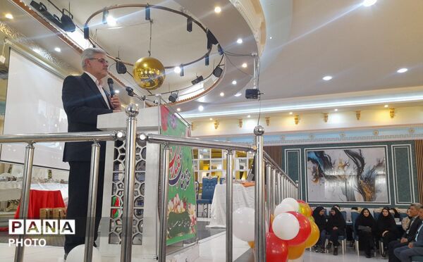 جشن ستارگان ویژه دانش آموزان دبیرستان حضرت معصومه (س) خلیل آباد