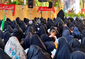 خلوتی عرفانی در گلزار شهدای نجف آباد در روز عرفه