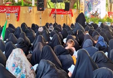 خلوتی عرفانی در گلزار شهدای نجف آباد در روز عرفه