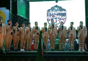 تماشاخانه سیار کانون، میهمان کودکان و نوجوانان شیراز شد