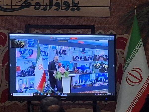 کاروان تجهیزات نوسازی، راهی مدارس اصفهان شد