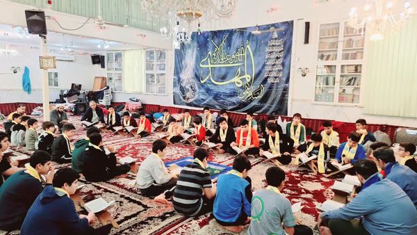 اعتکاف دانش‌آموزی در گرگان