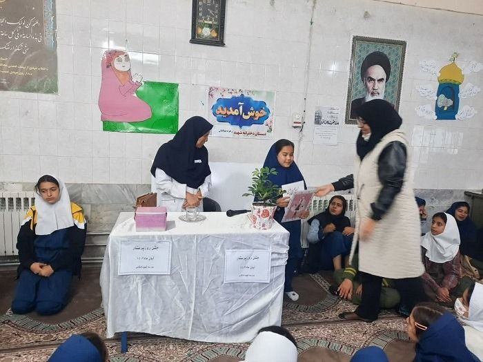 تجلیل از خانواده‌های پرستار مدرسه شهید خاقانی شیروان