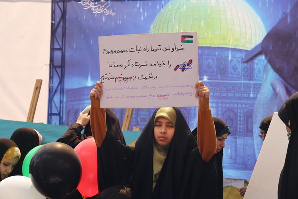 کودکانی از جنس انا علی العهد 