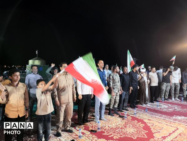 اجتماع پرشور مردم بنهکان (سندرک)؛ تجدید بیعت با رهبری و حمایت از نیروهای مسلح