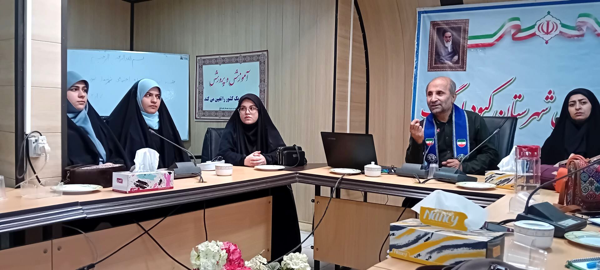 دانش‌آموزان کبودراهنگ با مهارت‌های خبرنگاری آشنا شدند