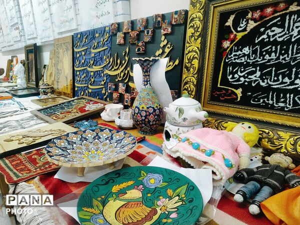جشنواره‌های فرهنگی هنری «امید فردا» و «پرسش مهر» در کرج