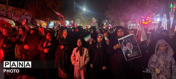 حضور با شکوه مردم آشخانه در هشتمین شب عزاداری رهبر معظم انقلاب