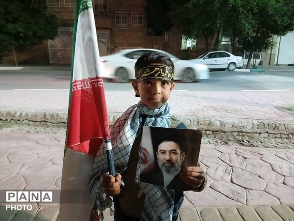 دهه نودی‌‌های یزدی پای کار انقلاب