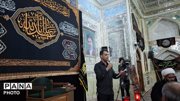 طنین یا حسین در سومین شب محرم از حرم حسین بن الموسی الکاظم (ع)