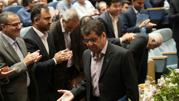 آیینه‌ تلاش کارمندان دانشگاه فردوسی مشهد