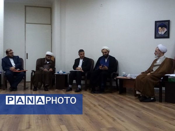 دیدار معاون پرورشی و فرهنگی وزارت آموزش و پرورش با مدیران مراکز علمی، پژوهشی حوزوی در قم