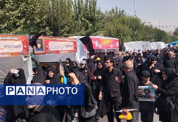  حضور پرشور اقشار مختلف جامعه در پیاده‌روی معنوی