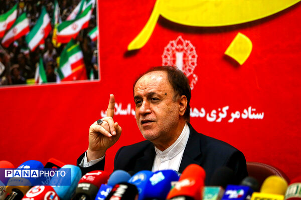 نشست خبری رئیس ستاد مرکزی دهه فجر