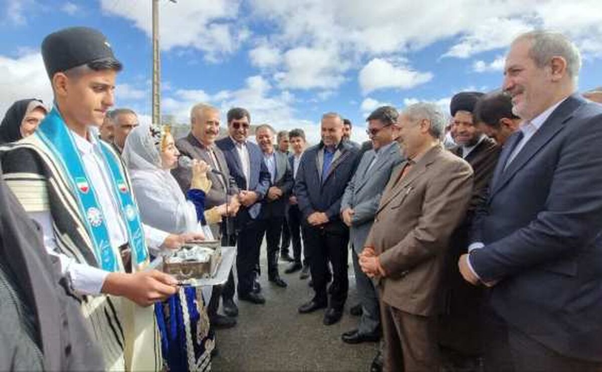 وزیر آموزش و پرورش وارد شهرکرد شد