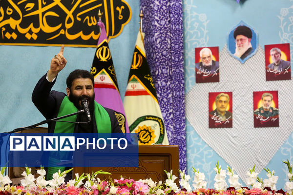 وداع مردم قم با پیکرهای مطهر 6 شهید حمله ناجوانمردانه رژیم صهیونیستی 