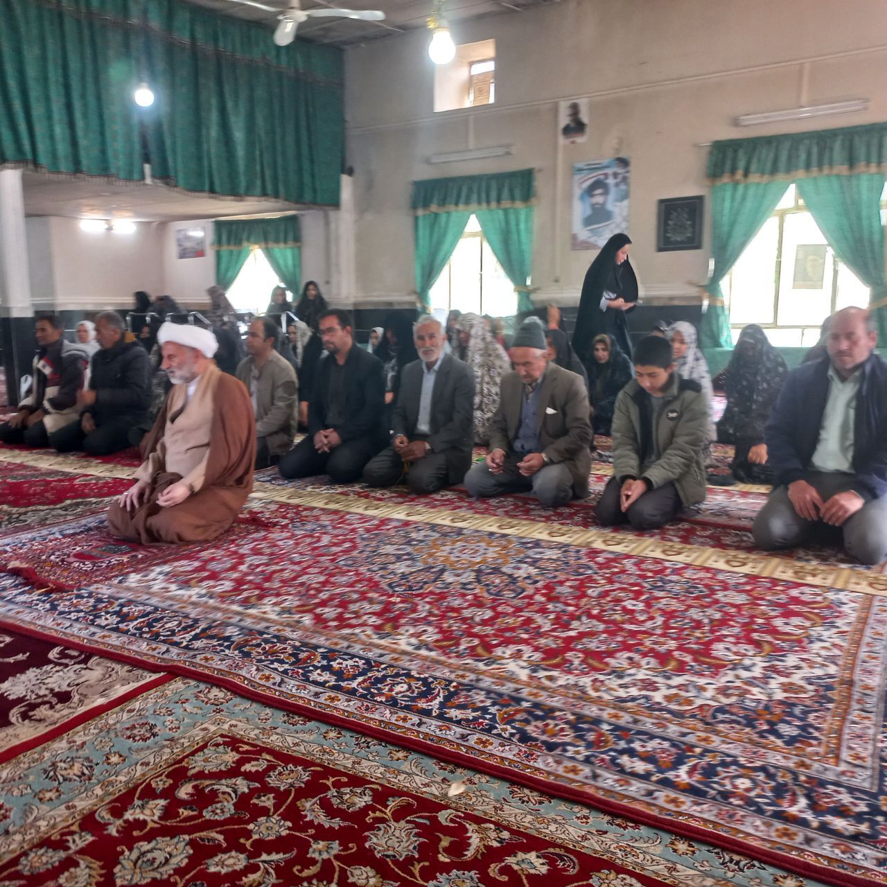 اقامه باشکوه نماز عید سعید فطر در روستای گزکوه 
