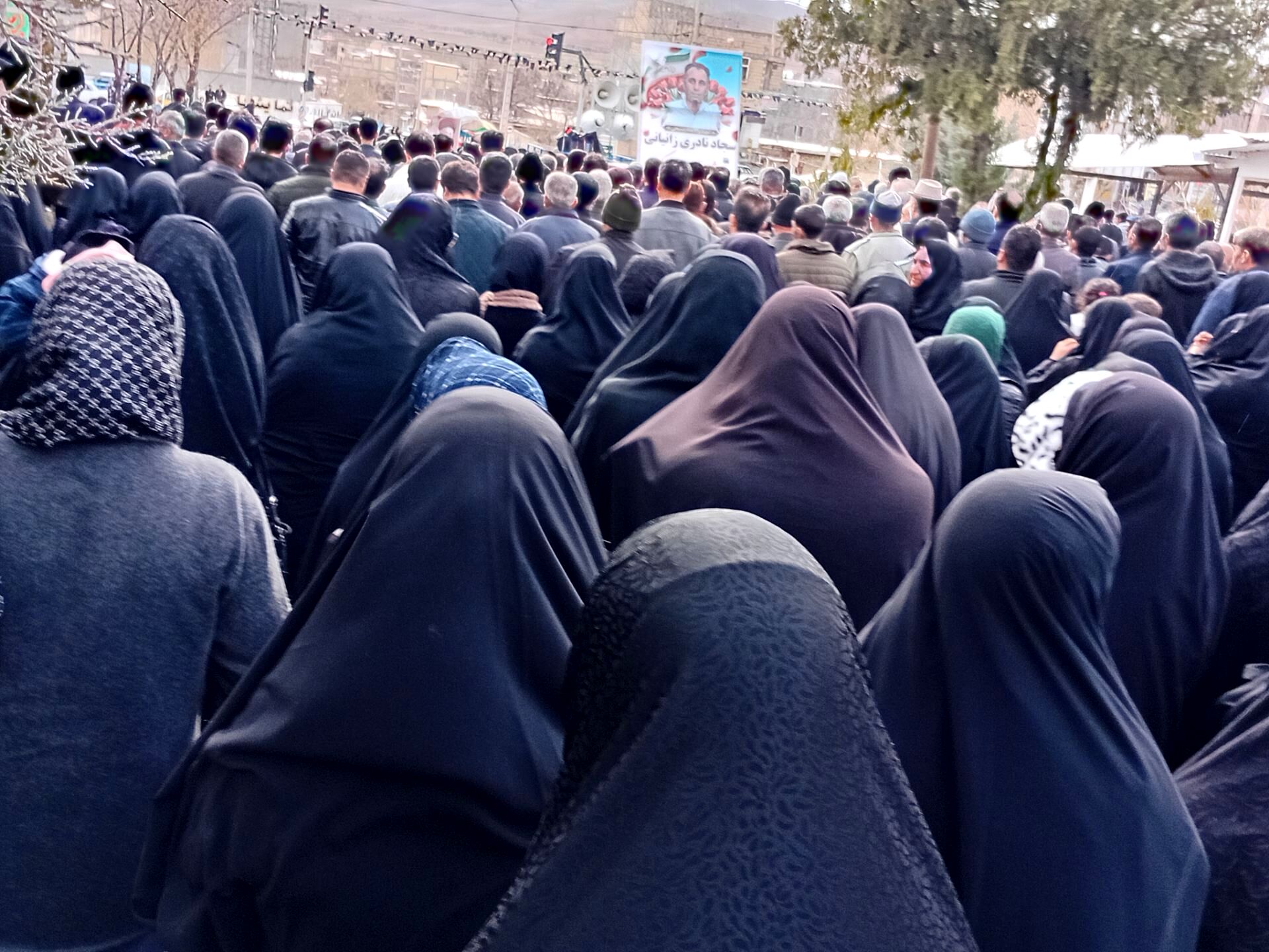 باز هم خون مقدس شهید همه را برای بدرقه فرا خواند