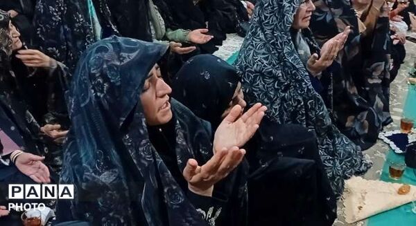 تحویل سالی معنوی در روستای نقاب خلیل آباد